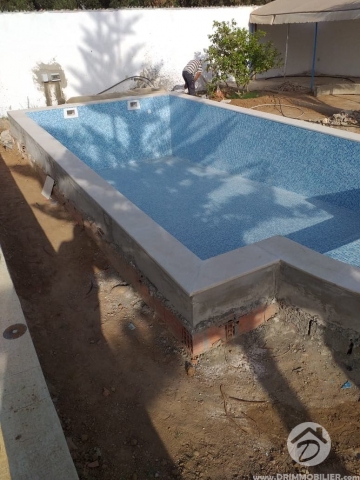 Réception Piscine Rue de L'Environnement MIDOUN -                            Sale
                           Notre Chantiers Djerba